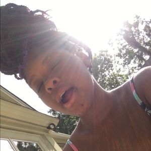 Meet your Posher, Shaniya